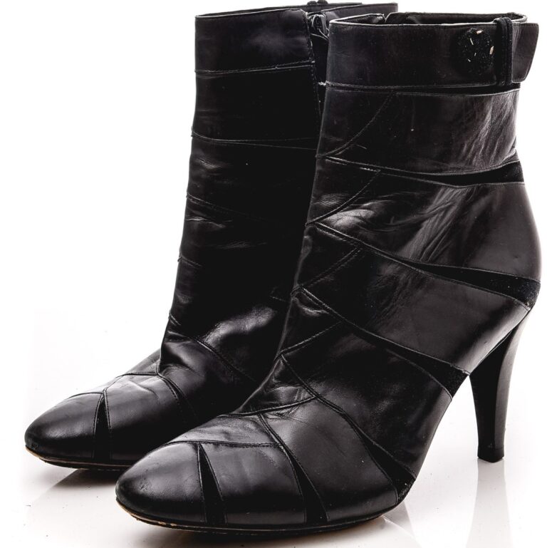 Cole Haan Nike Air black booties