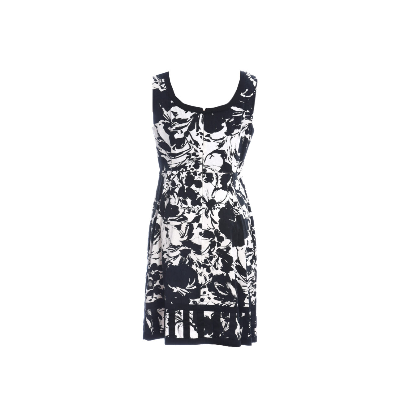 Ασπρόμαυρο φόρεμα - Image 3