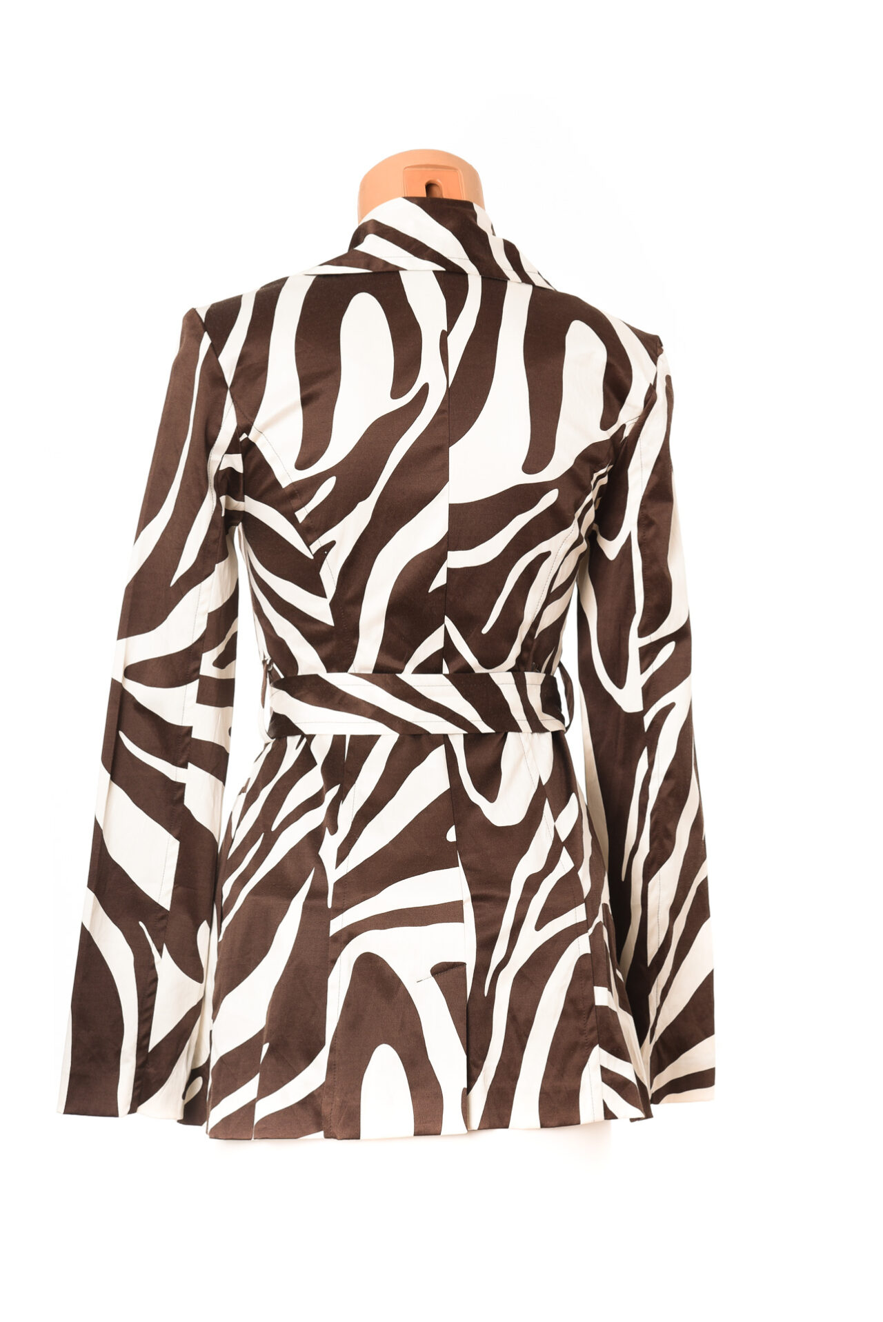 iz GYER CALIFORNIA - Image 3