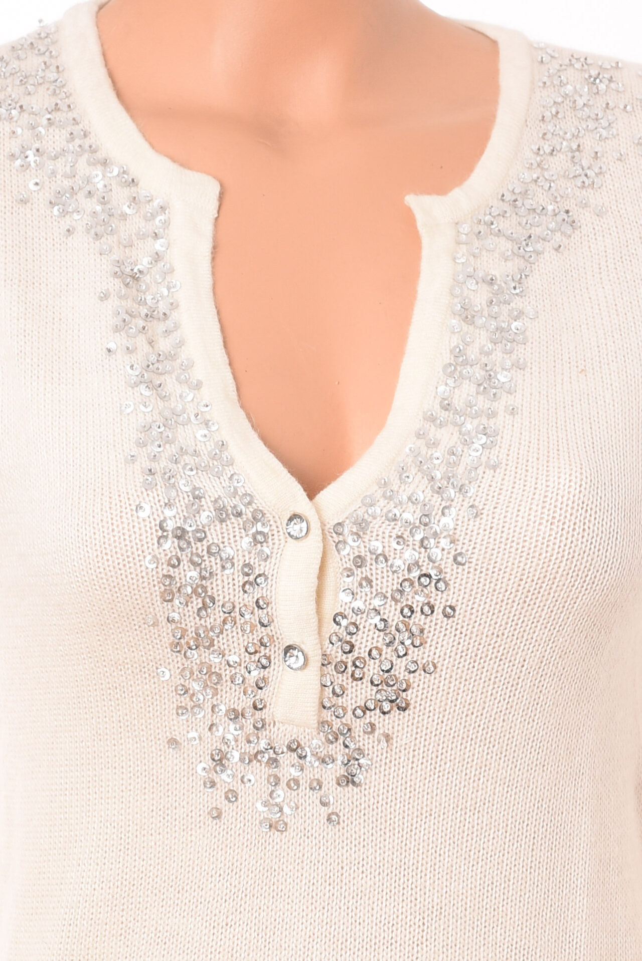 White sweater - Image 2